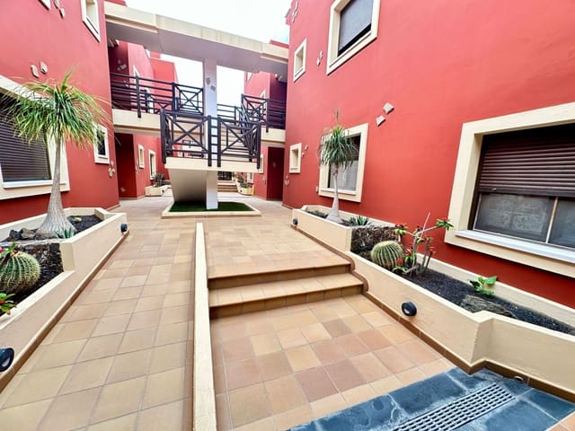 1 slaapkamer Appartement te koop in El Cotillo, La Oliva - € 198.000 (Ref: 9542160)