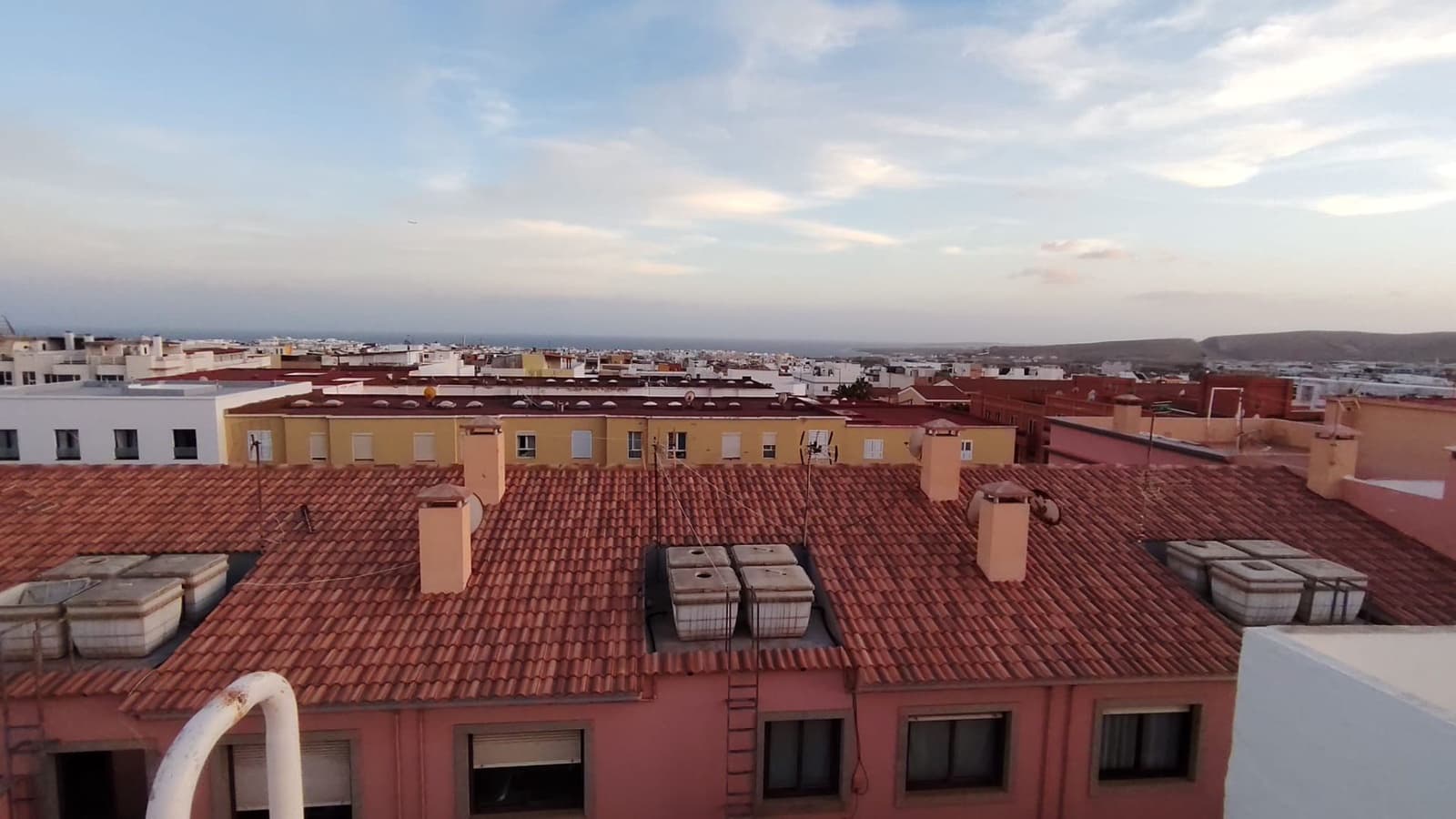 3 makuuhuone Omakotitalo myytävänä paikassa Puerto del Rosario mukana 
autotalli - 299 000 € (Ref: 9542162)