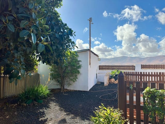 5 soverom Villa til salgs i Triquivijate, Antigua med svømmebasseng - € 499 000 (Ref: 9542163)