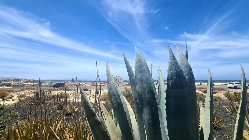 3 slaapkamer Villa te koop in Corralejo met zwembad garage - € 289.000 (Ref: 9542164)