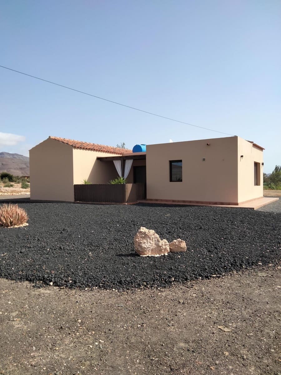 Finca/Casa Rural de 2 habitaciones en Tuineje en venta - 389.000 € (Ref: 9542165)