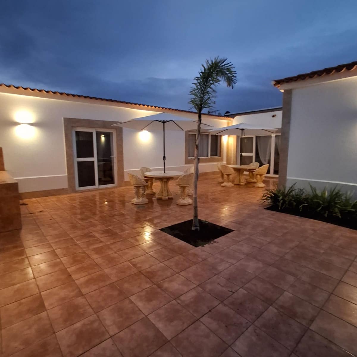 5 soveværelse Villa til salg i Tuineje med swimmingpool - € 695.000 (Ref: 9542166)