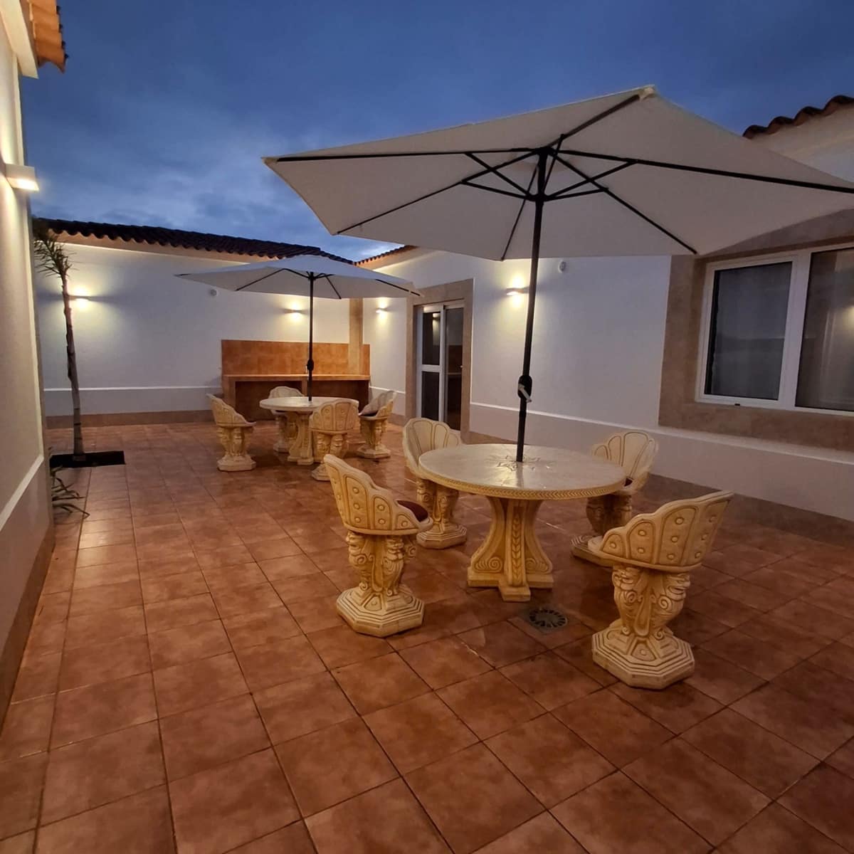 5 soveværelse Villa til salg i Tuineje med swimmingpool - € 695.000 (Ref: 9542166)