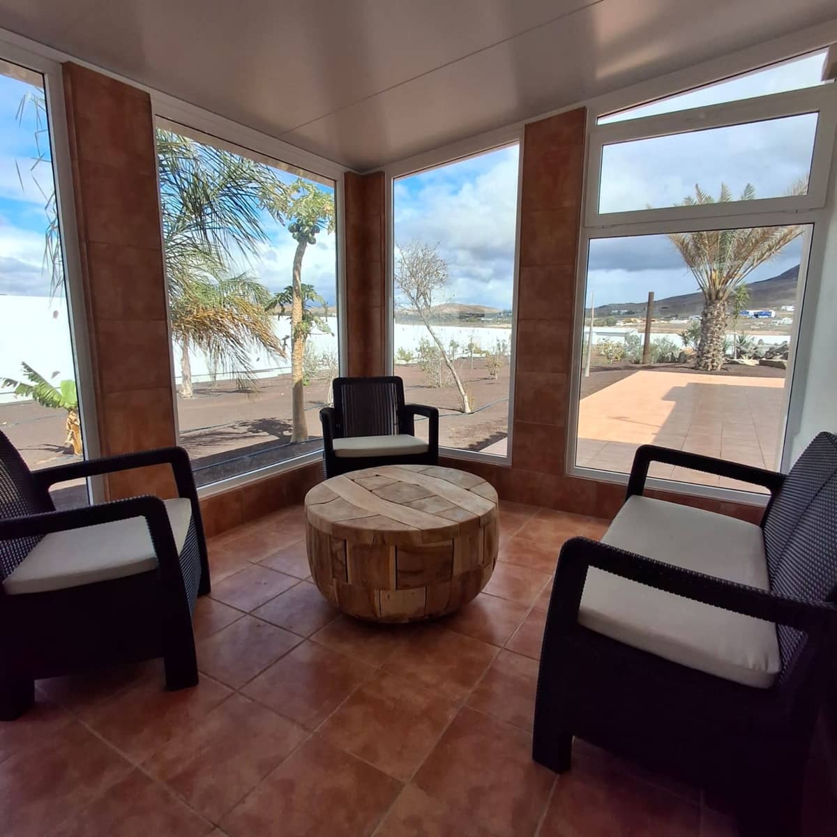 5 soveværelse Villa til salg i Tuineje med swimmingpool - € 695.000 (Ref: 9542166)