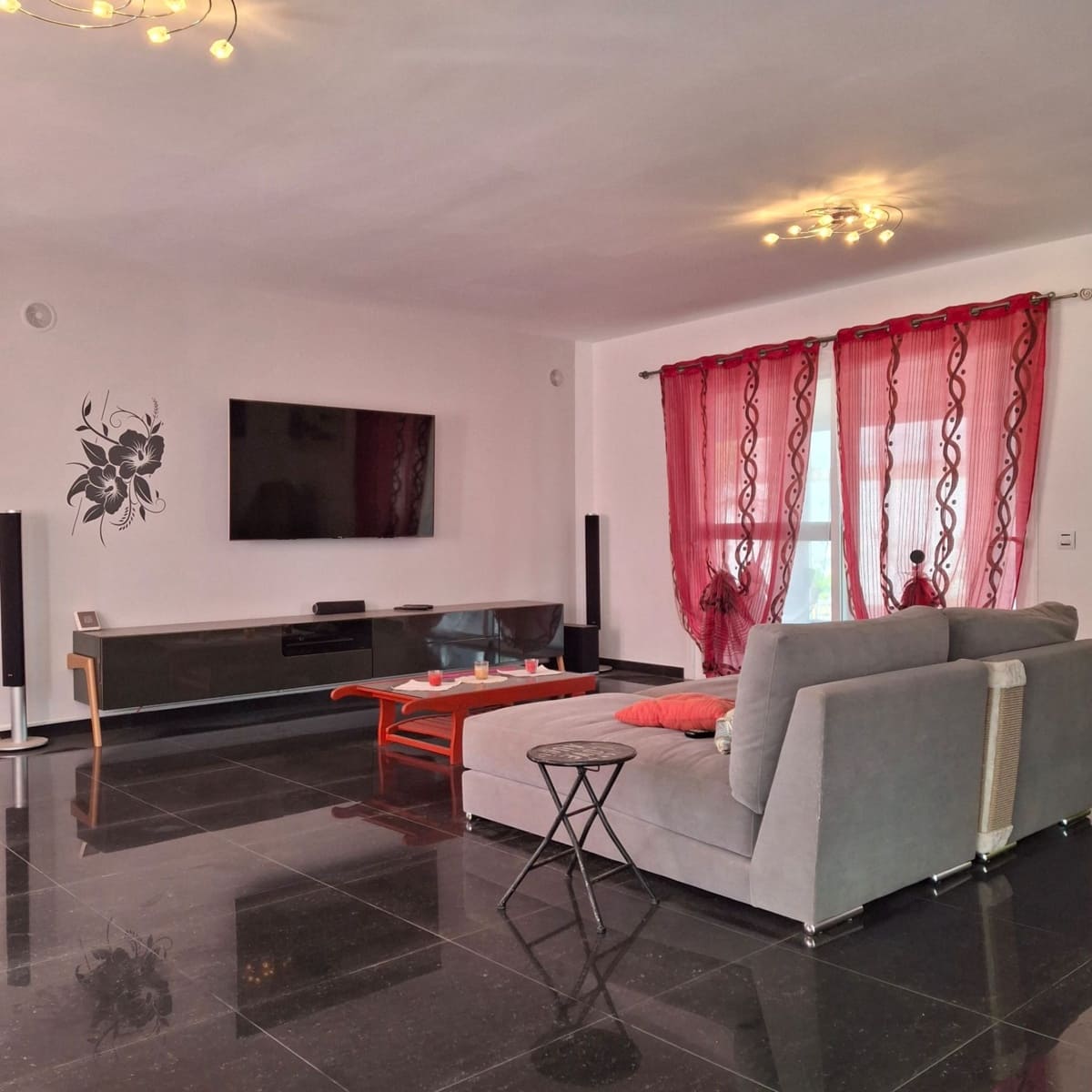 5 soveværelse Villa til salg i Tuineje med swimmingpool - € 695.000 (Ref: 9542166)