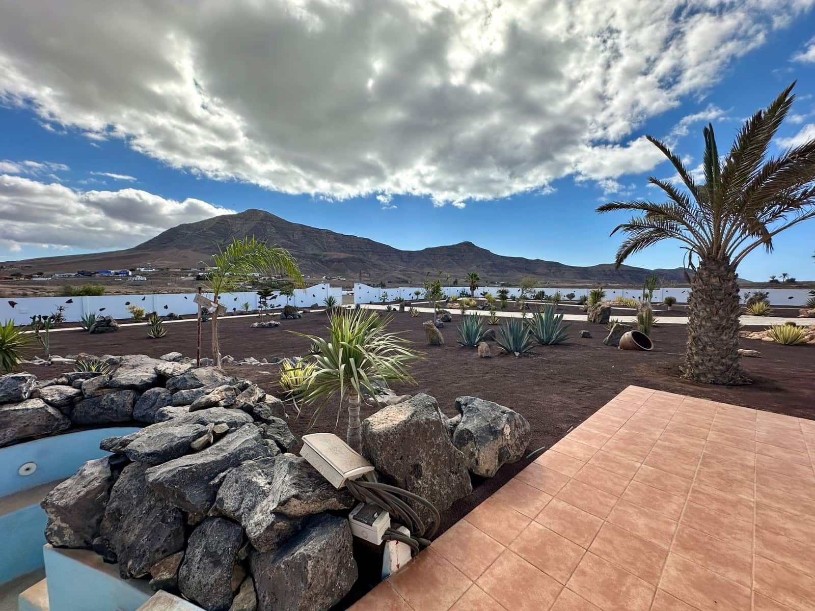 5 soveværelse Villa til salg i Tuineje med swimmingpool - € 695.000 (Ref: 9542166)