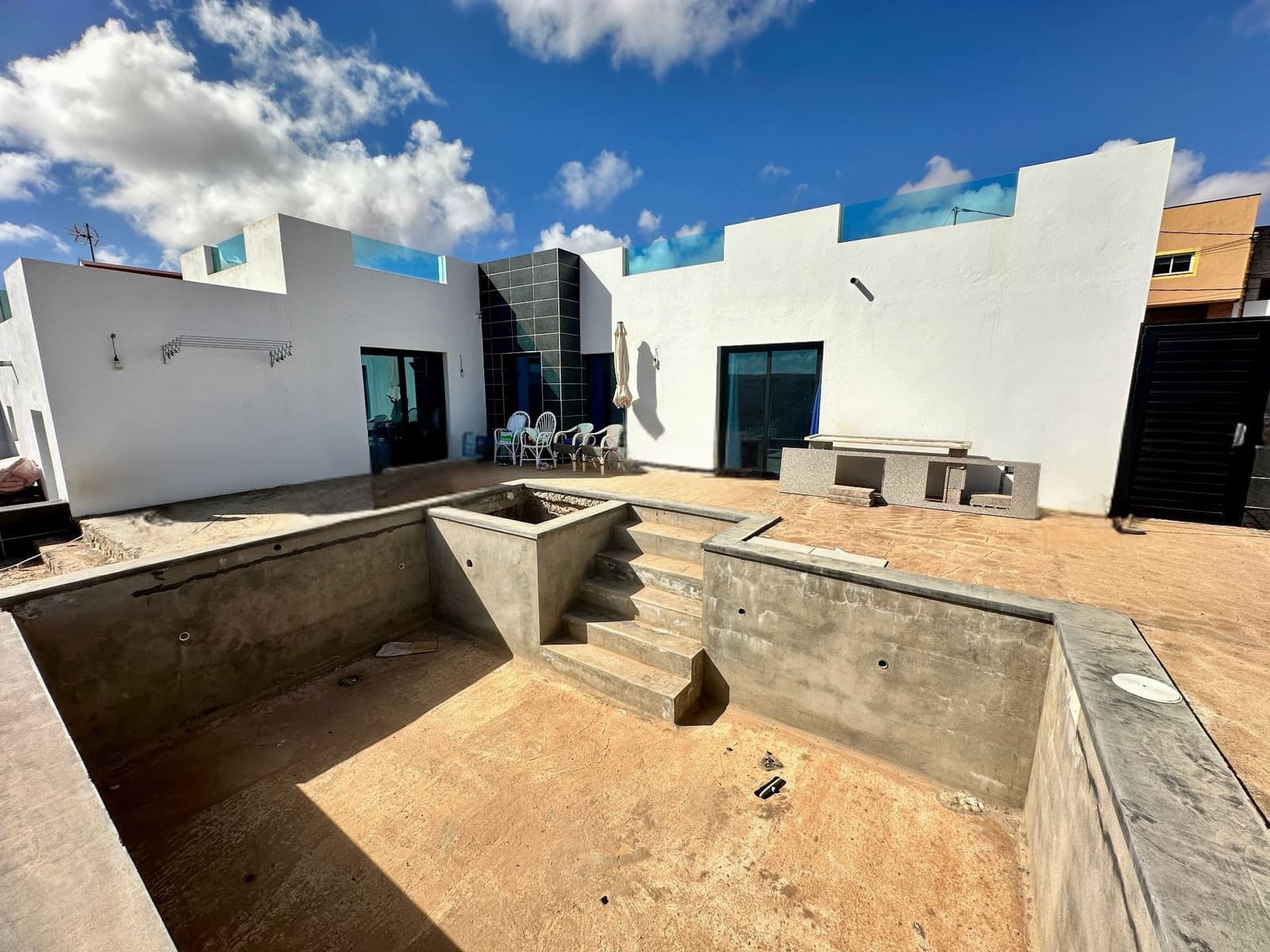 4 camera da letto Villa in vendita in Antigua con piscina garage - 350.000 € (Rif: 9542167)