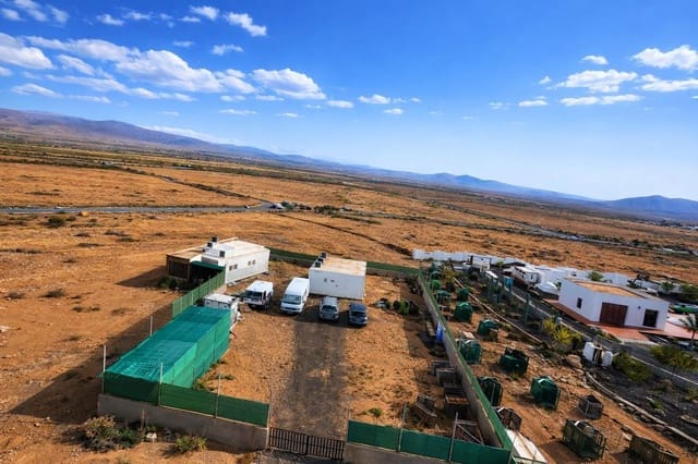 5 quarto Moradia para venda em Antigua com piscina garagem - 880 000 € (Ref: 9542168)