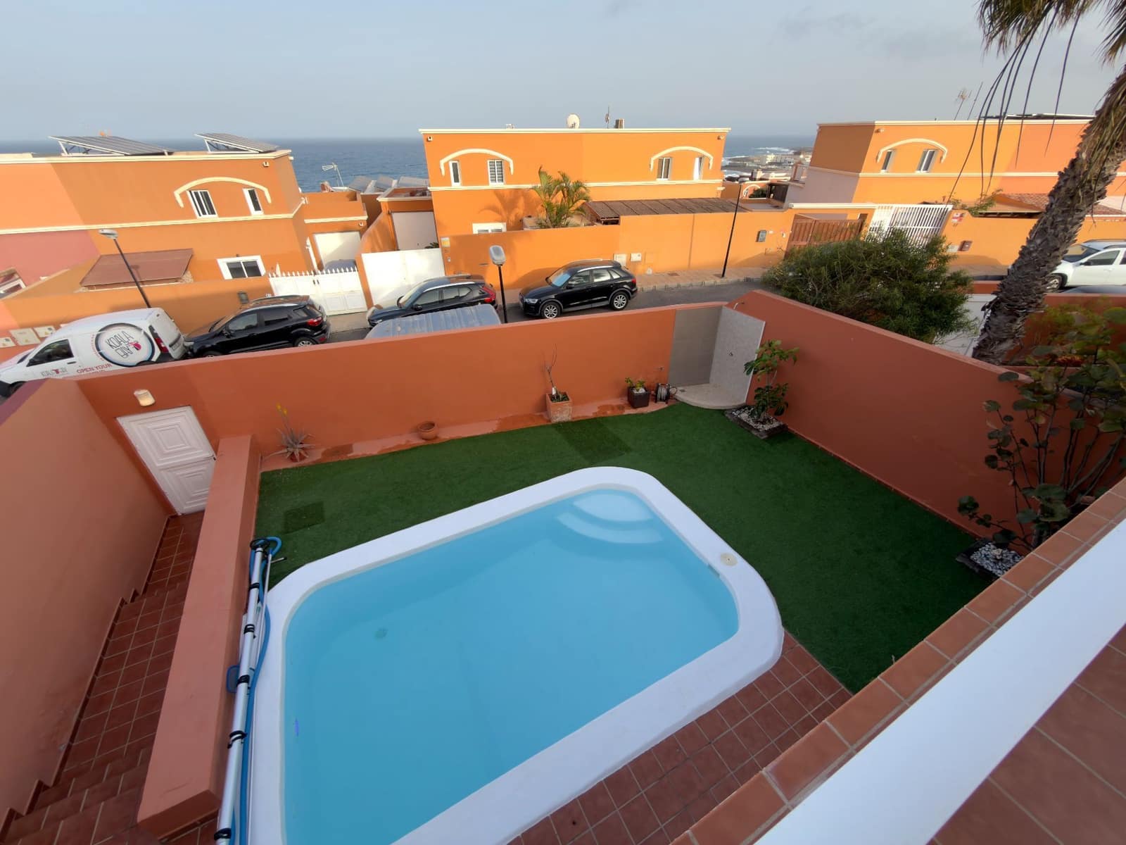 3 soveværelse Byhus til salg i Puerto del Rosario med swimmingpool - € 330.000 (Ref: 9542169)
