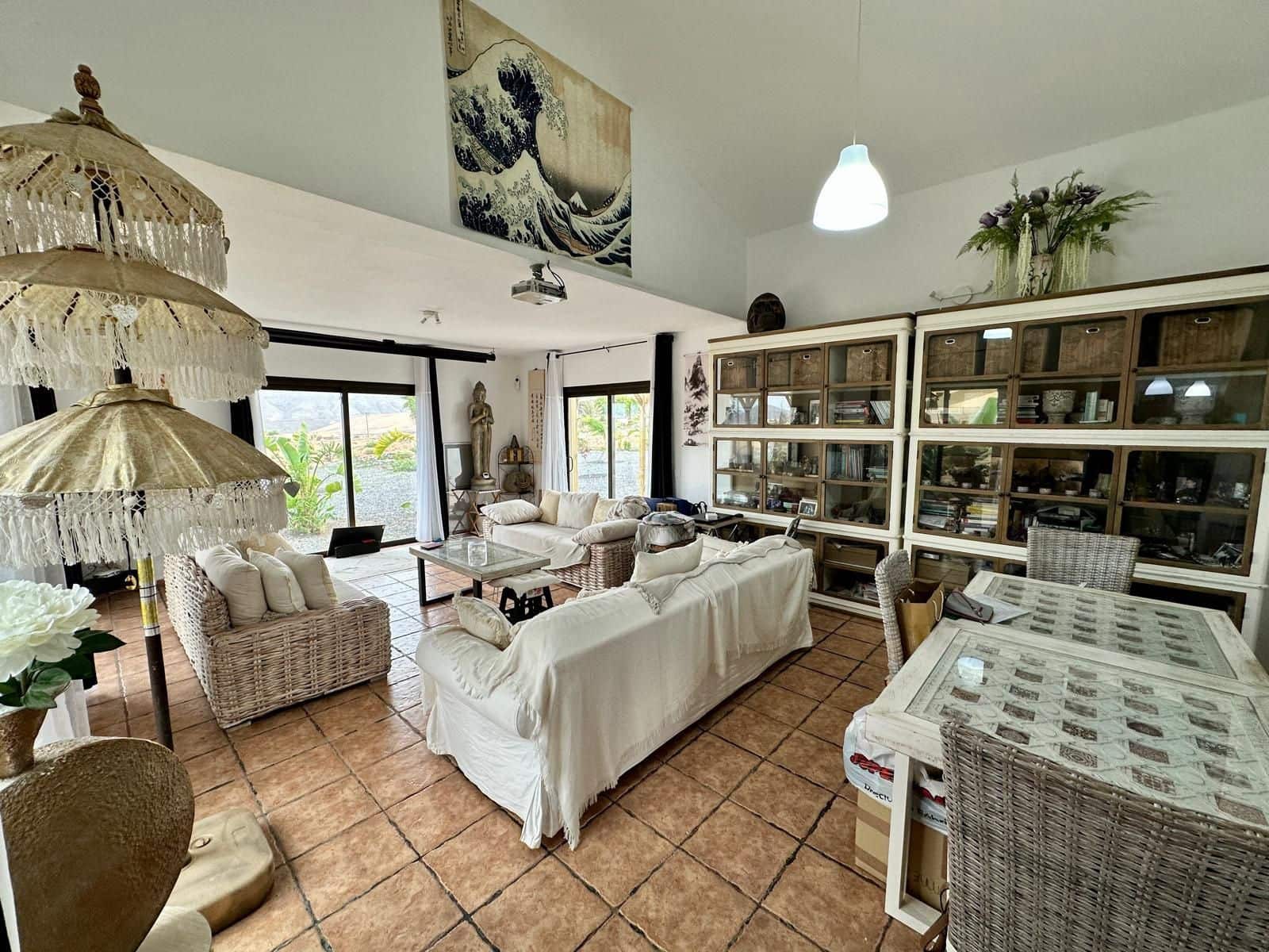 Finca/Casa Rural de 5 habitaciones en Puerto del Rosario en venta con garaje - 380.000 € (Ref: 9542170)