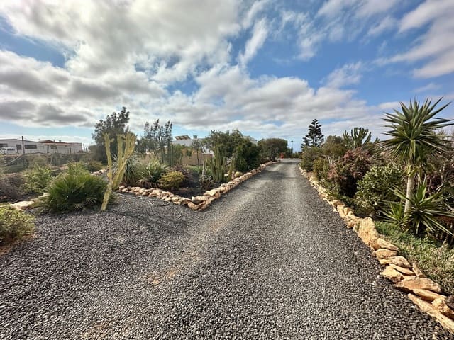 3 chambre Finca/Maison de Campagne à vendre à El Time, Puerto del Rosario avec garage - 619 900 € (Ref: 9542171)