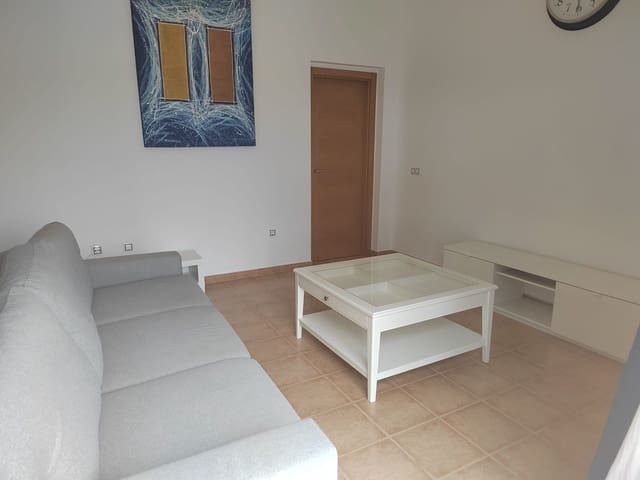 3 makuuhuone Huvila myytävänä paikassa Caleta de Fuste, Antigua mukana uima-altaan - 475 000 € (Ref: 9542172)