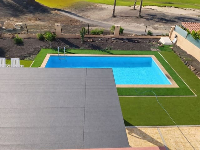 3 soveværelse Villa til salg i Caleta de Fuste, Antigua med swimmingpool garage - € 475.000 (Ref: 9542172)