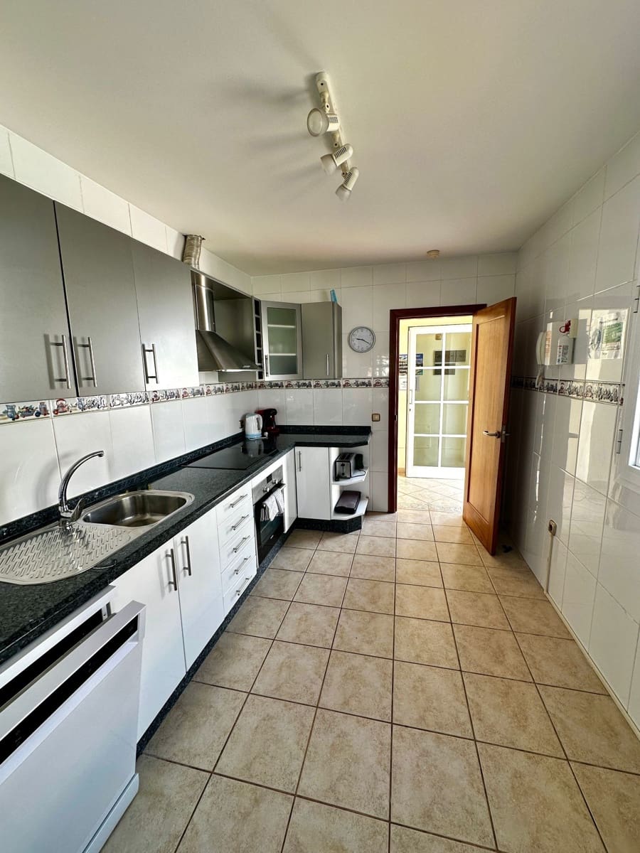 4 camera da letto Villa in vendita in Caleta de Fuste con piscina garage - 510.000 € (Rif: 9542173)