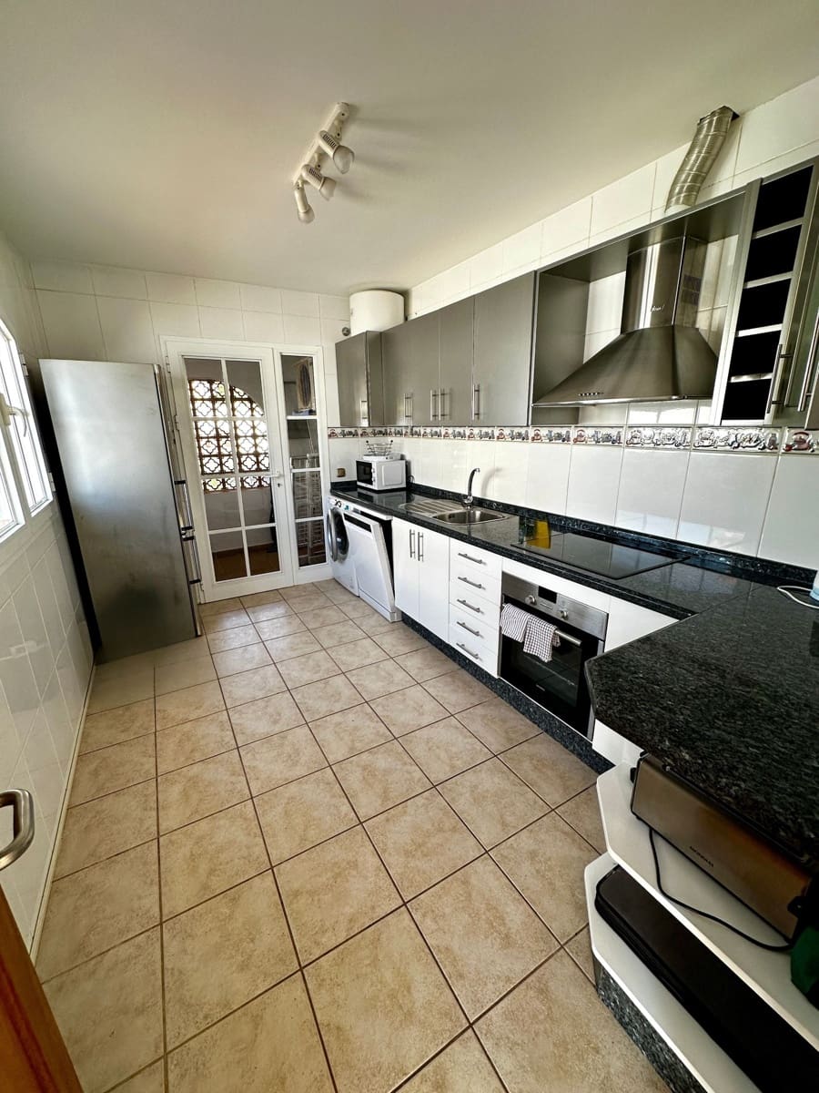 4 camera da letto Villa in vendita in Caleta de Fuste con piscina garage - 510.000 € (Rif: 9542173)