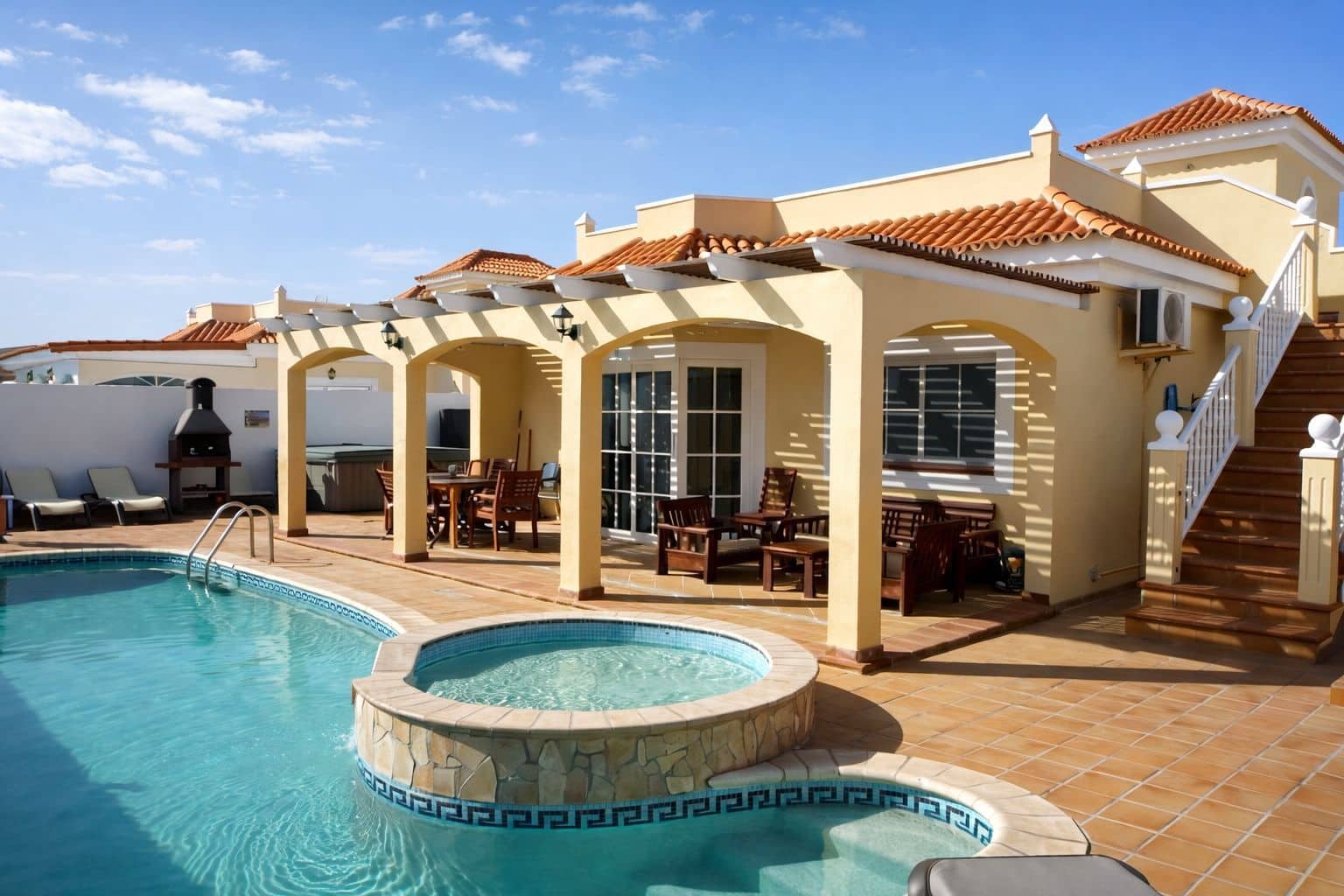 4 sovrum Villa till salu i Caleta de Fuste med pool garage - 510 000 € (Ref: 9542173)