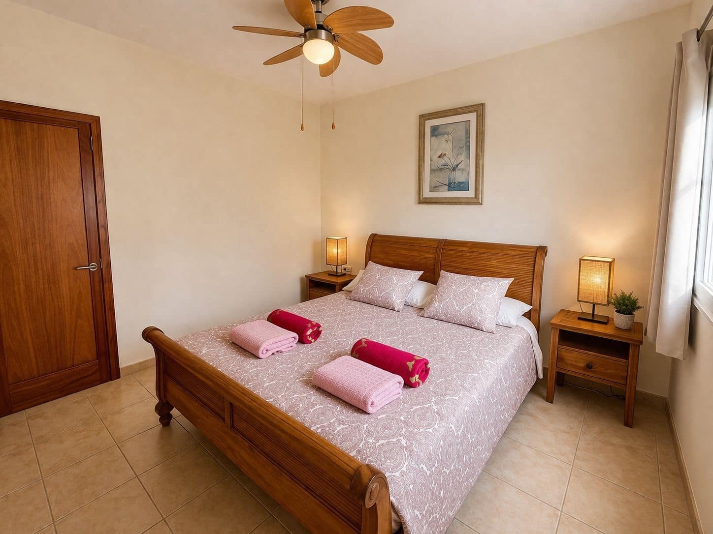 4 bedroom Villa for sale in Caleta de Fuste with pool garage - € 510,000 (Ref: 9542173)