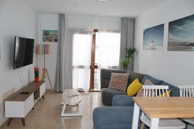 2 slaapkamer Flat te koop in El Cotillo, La Oliva - € 280.000 (Ref: 9547638)