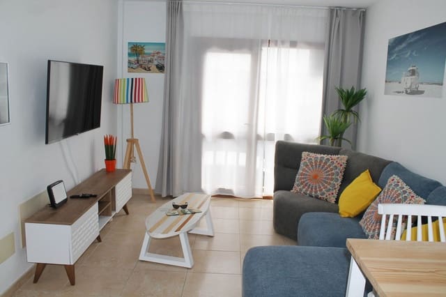 2 slaapkamer Flat te koop in El Cotillo, La Oliva - € 280.000 (Ref: 9547638)