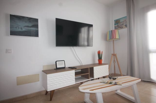 2 slaapkamer Flat te koop in El Cotillo, La Oliva - € 280.000 (Ref: 9547638)