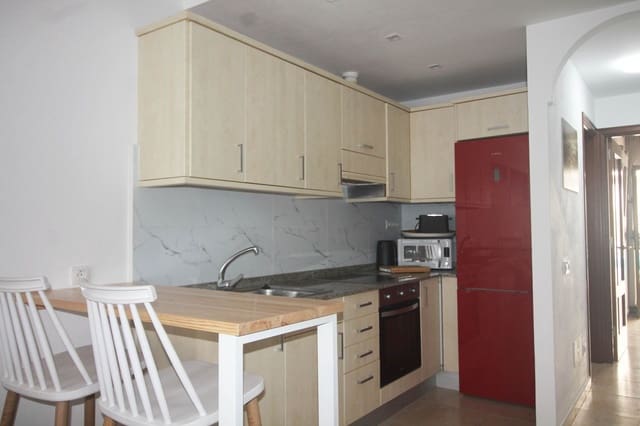2 slaapkamer Flat te koop in El Cotillo, La Oliva - € 280.000 (Ref: 9547638)