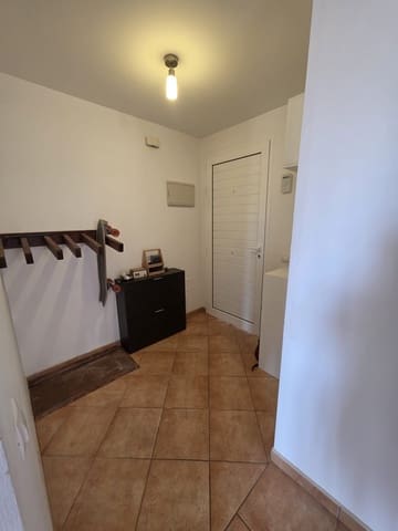 2 slaapkamer Flat te koop in Corralejo, La Oliva met zwembad garage - € 298.000 (Ref: 9547639)