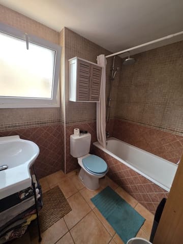 2 slaapkamer Flat te koop in Corralejo, La Oliva met zwembad garage - € 298.000 (Ref: 9547639)