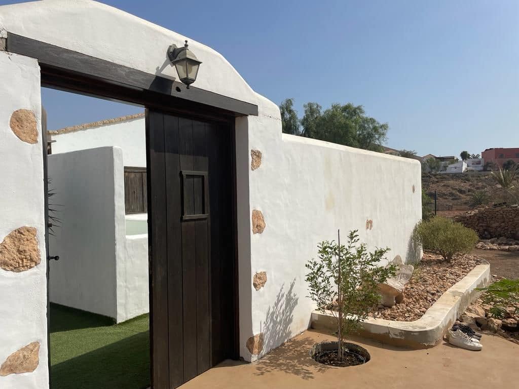 3 Zimmer Finca/Landgut zu verkaufen in Tuineje mit Pool - 469.000 € (Ref: 9554576)