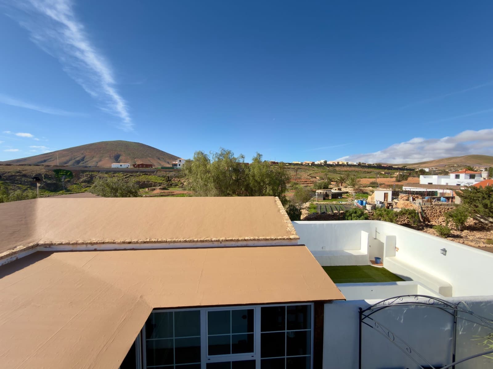 3 bedroom Finca/Country House for sale in Tuineje with pool - € 469,000 (Ref: 9554576)