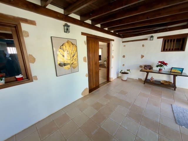 3 sypialnia Finka/Dom wiejski na sprzedaż w Tuineje z basenem - 469 000 € (Ref: 9554576)