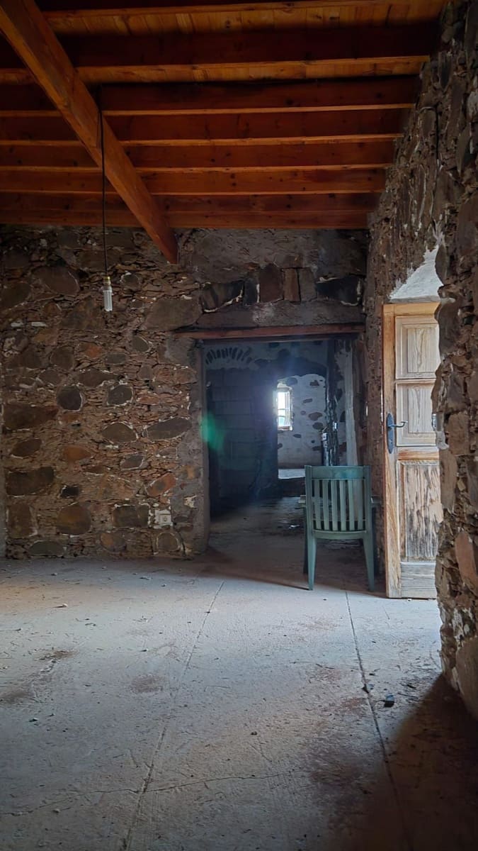 3 bedroom Finca/Country House for sale in Antigua - € 320,000 (Ref: 9560925)