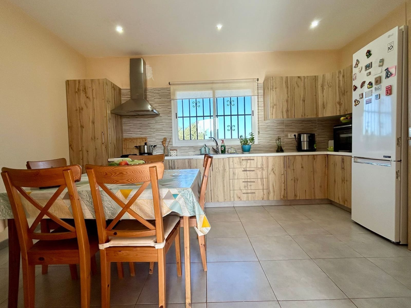 4 soveværelse Finca/Landehus til salg i Tuineje - € 425.000 (Ref: 9560926)