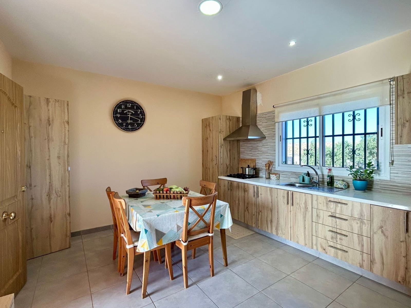 4 soveværelse Finca/Landehus til salg i Tuineje - € 425.000 (Ref: 9560926)