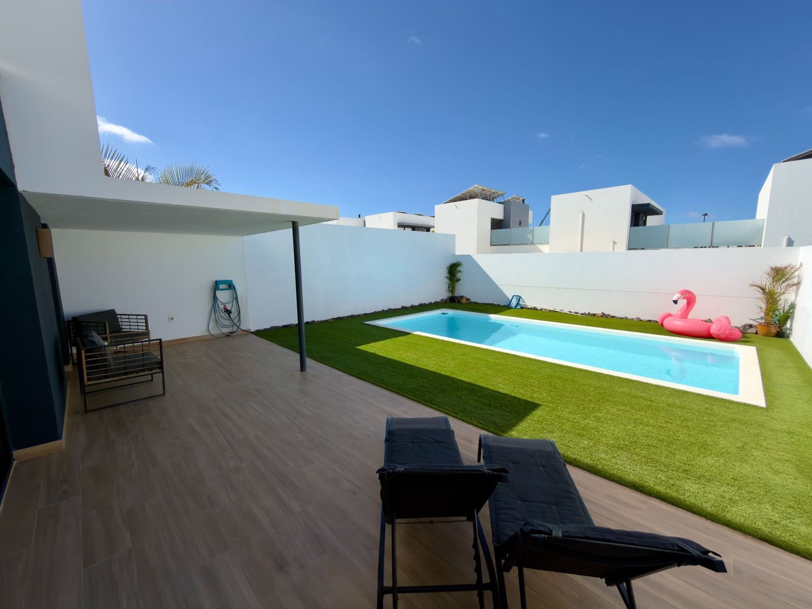 3 soverom Villa til salgs i La Oliva med svømmebasseng - € 445 000 (Ref: 9570678)