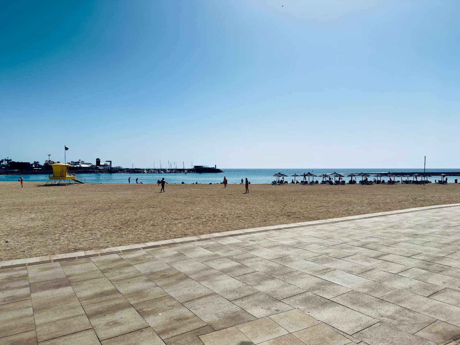 4 Zimmer Villa zu verkaufen in Caleta de Fuste mit Pool Garage - 890.000 € (Ref: 9573975)