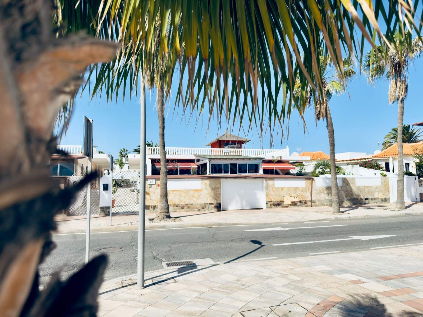 4 Zimmer Villa zu verkaufen in Caleta de Fuste mit Pool Garage - 890.000 € (Ref: 9573975)