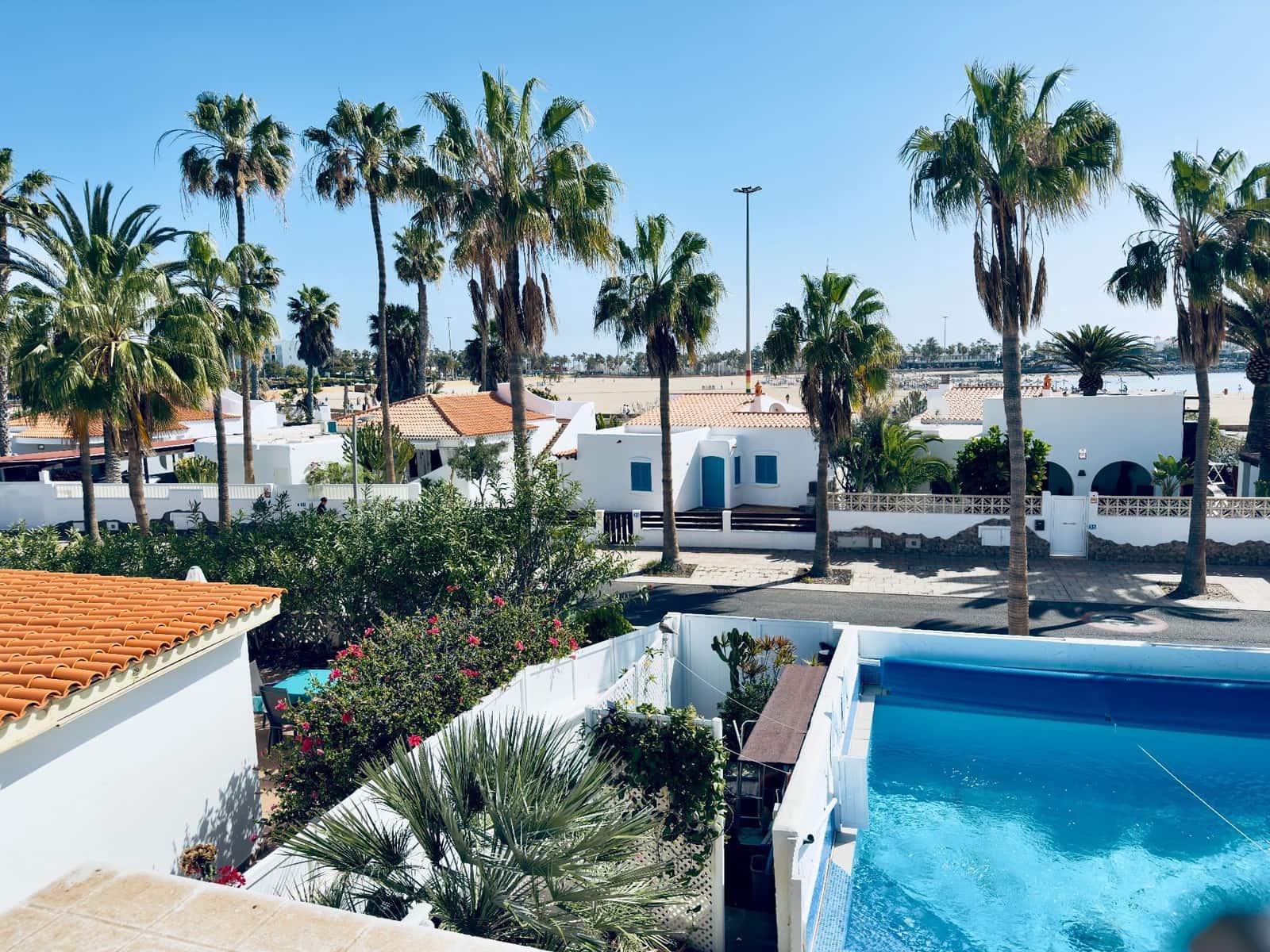 4 Zimmer Villa zu verkaufen in Caleta de Fuste mit Pool Garage - 890.000 € (Ref: 9573975)