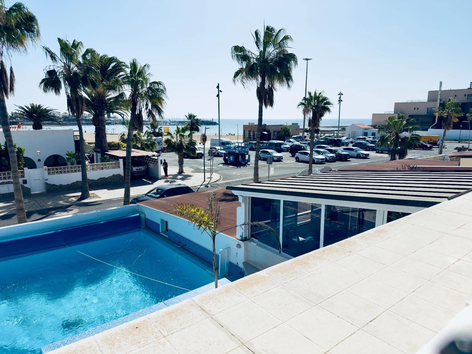 4 Zimmer Villa zu verkaufen in Caleta de Fuste mit Pool Garage - 890.000 € (Ref: 9573975)