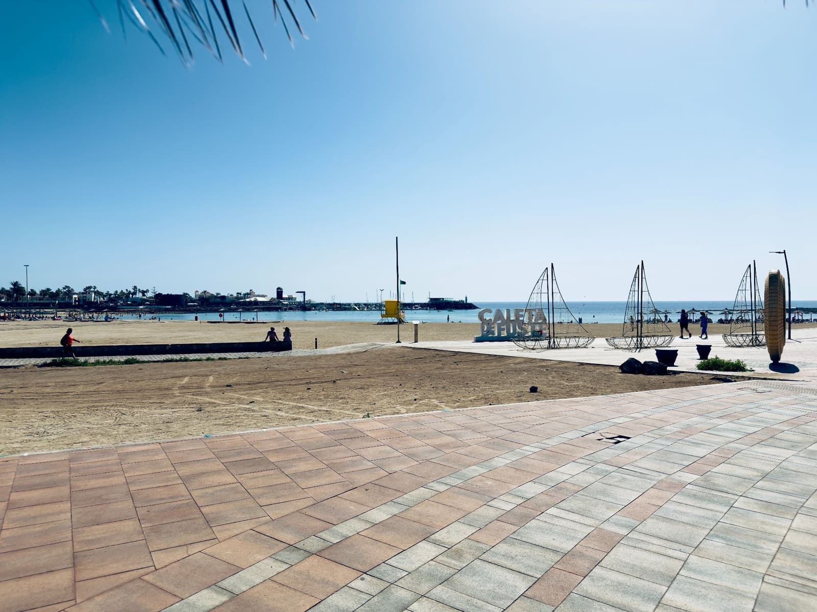 4 Zimmer Villa zu verkaufen in Caleta de Fuste mit Pool Garage - 890.000 € (Ref: 9573975)