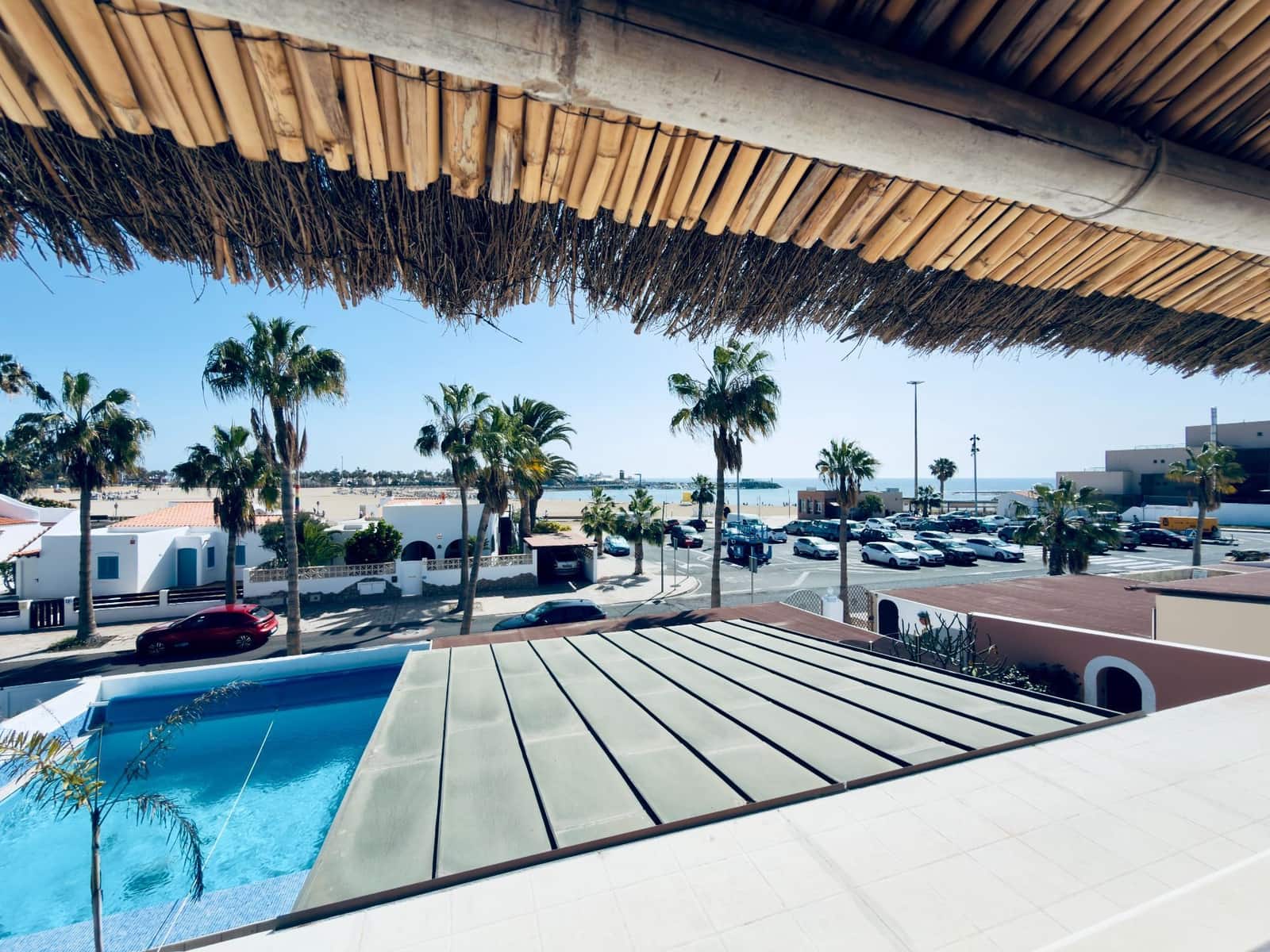 4 Zimmer Villa zu verkaufen in Caleta de Fuste mit Pool Garage - 890.000 € (Ref: 9573975)