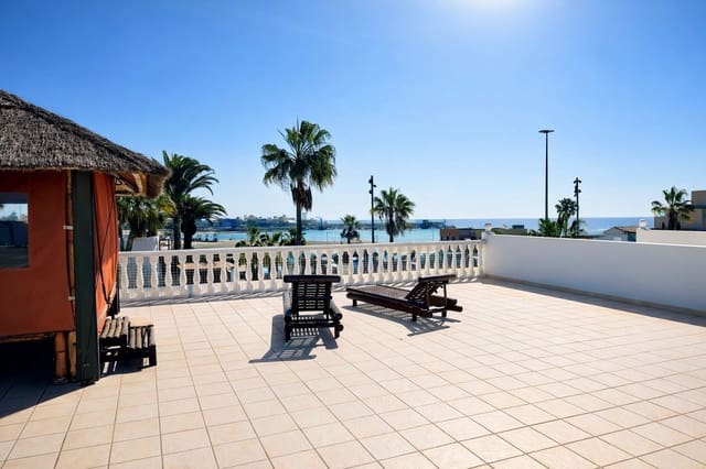 4 Zimmer Villa zu verkaufen in Caleta de Fuste, Antigua mit Pool Garage - 890.000 € (Ref: 9573975)