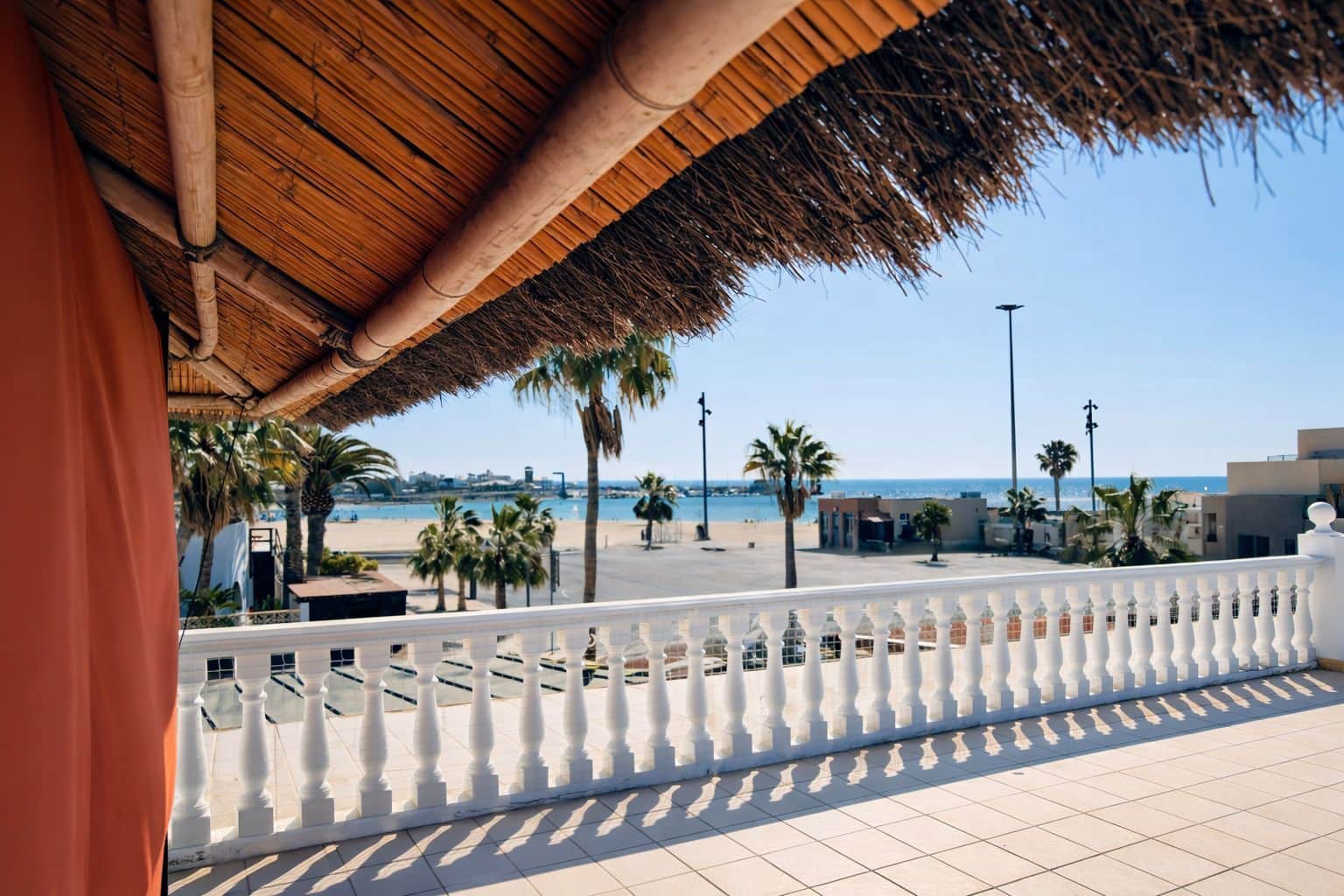 4 Zimmer Villa zu verkaufen in Caleta de Fuste mit Pool Garage - 890.000 € (Ref: 9573975)