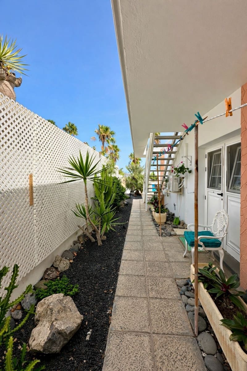 4 sovrum Villa till salu i Caleta de Fuste med pool garage - 890 000 € (Ref: 9573975)