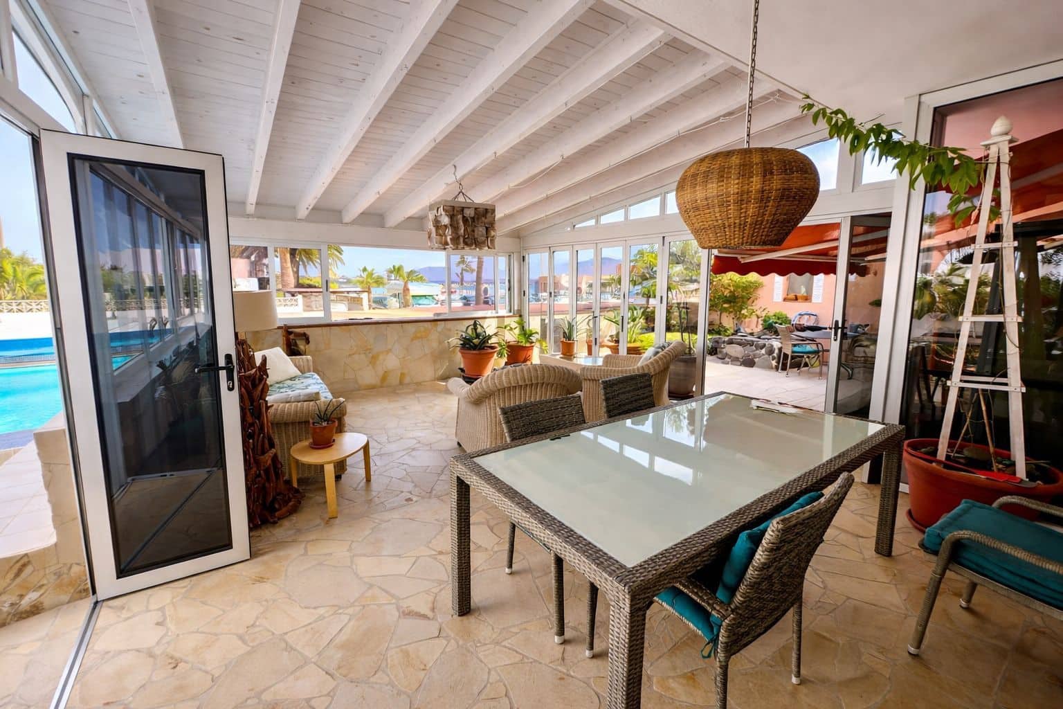 4 sovrum Villa till salu i Caleta de Fuste med pool garage - 890 000 € (Ref: 9573975)