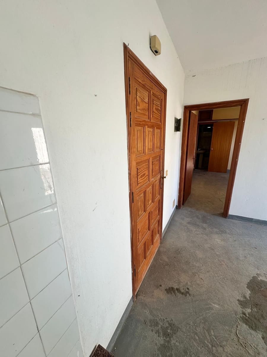 2 bedroom Commercial for sale in Valles de Ortega with garage - € 115,000 (Ref: 9590732)