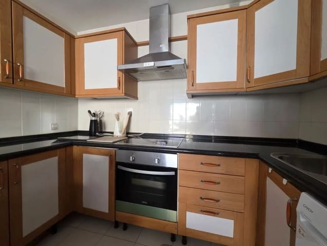 Piso de 2 habitaciones en El Cotillo, La Oliva en venta - 179.000 € (Ref: 9601035)