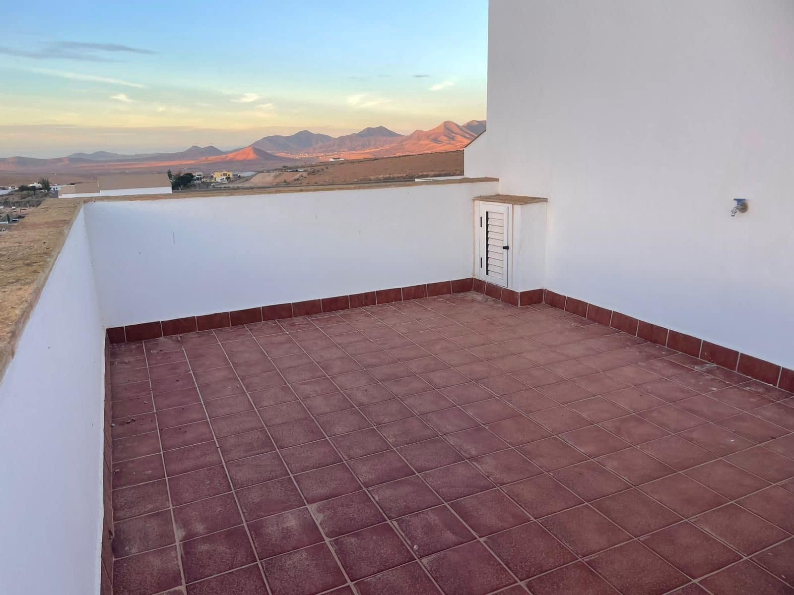 3 Zimmer Villa zu verkaufen in Betancuria mit Pool Garage - 360.000 € (Ref: 9618977)