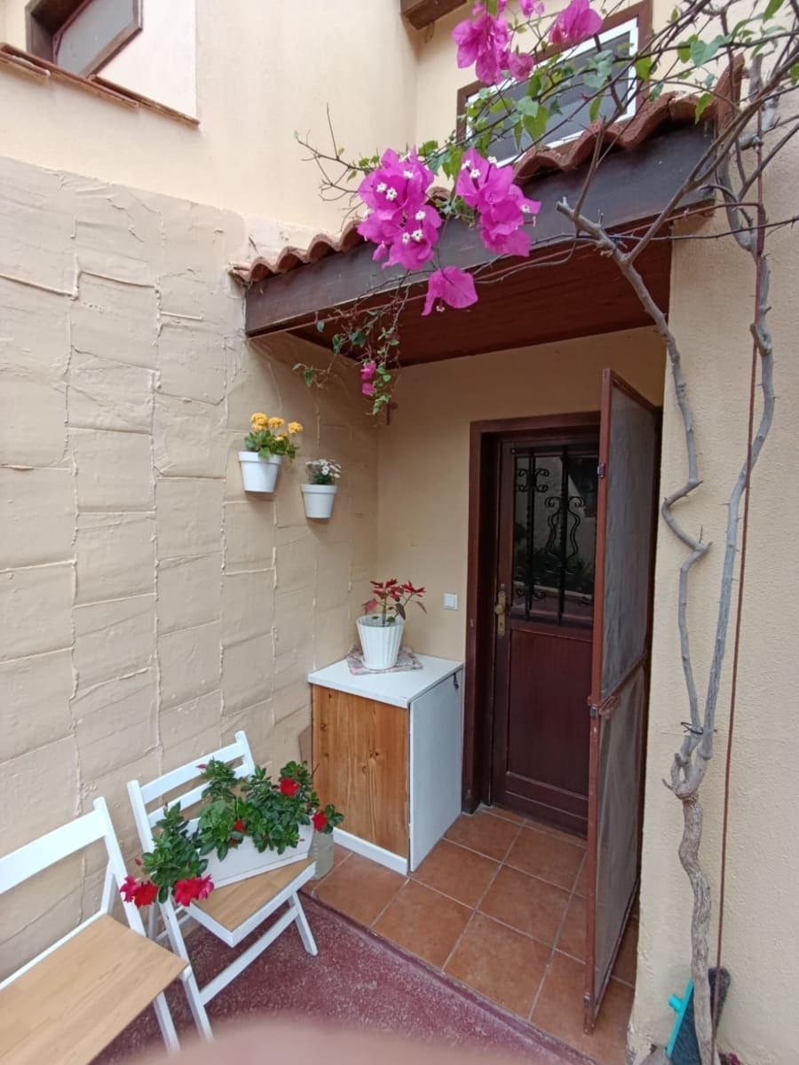 1 soveværelse Byhus til salg i Parque Holandes med swimmingpool - € 170.000 (Ref: 9633904)