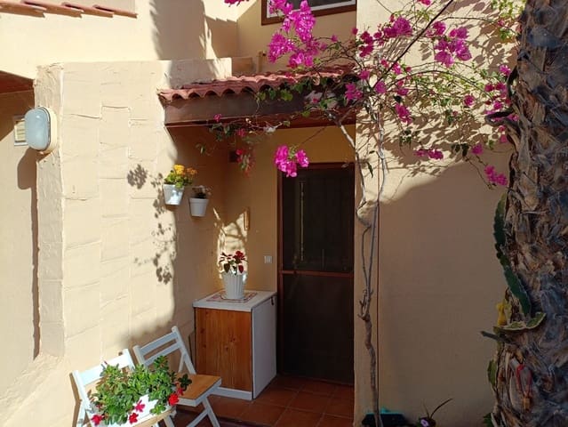 1 soveværelse Byhus til salg i Parque Holandés, La Oliva med swimmingpool - € 170.000 (Ref: 9633904)