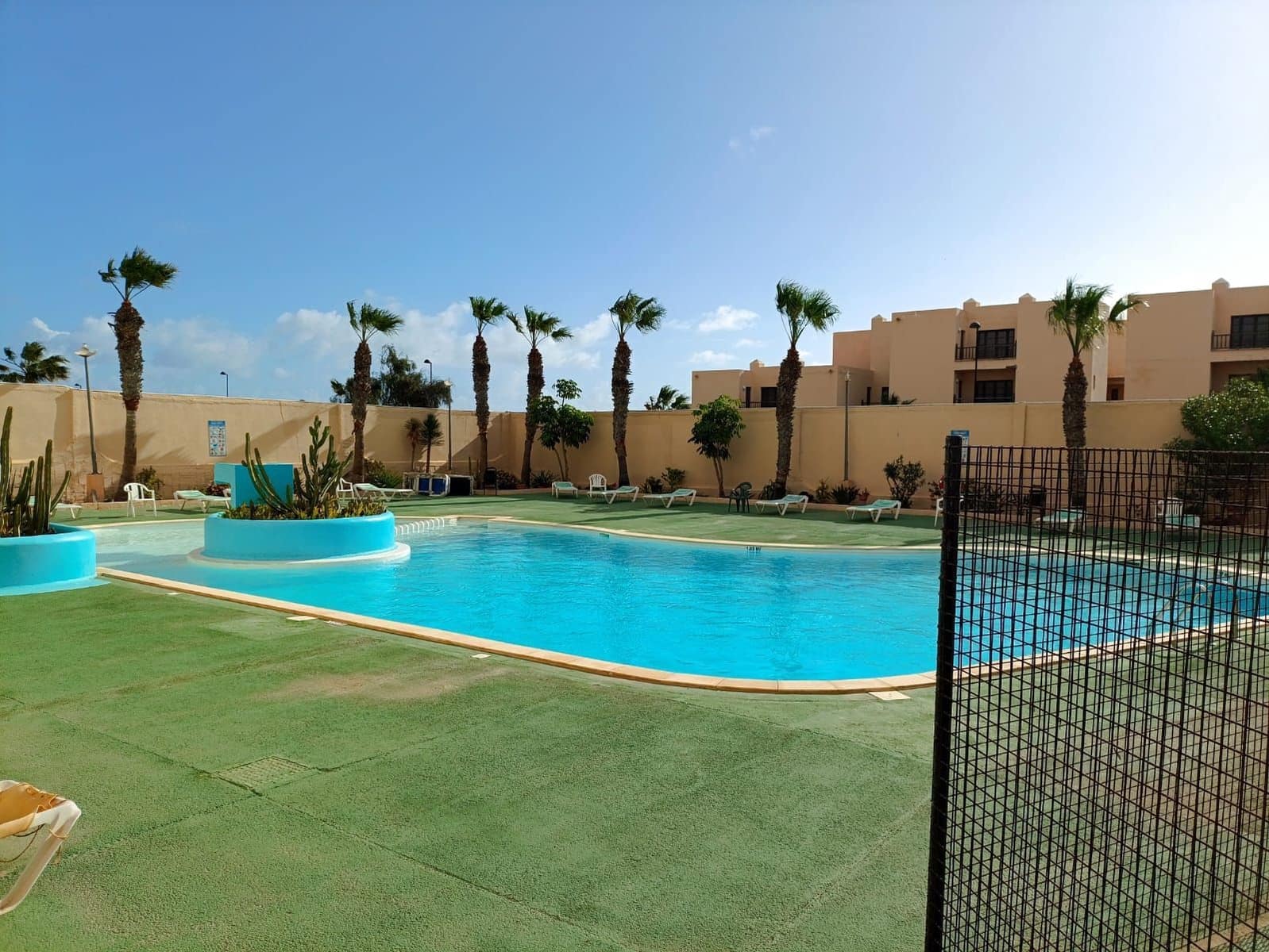 1 soveværelse Byhus til salg i Parque Holandes med swimmingpool - € 170.000 (Ref: 9633904)